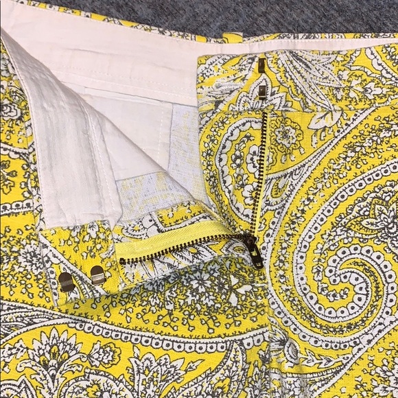 J. Crew Yellow Paisley Shorts US 8 - Picture 4 of 4